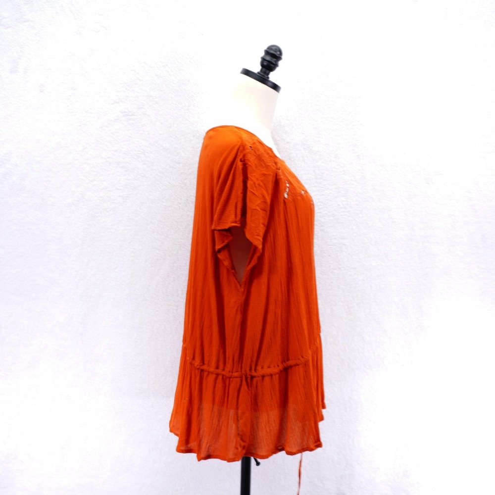Ava Viv -1X- Orange Open Knit Floral Embroidered Blouse Round Neck Ribbed Rayon - Picture 4 of 7